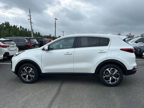 Used 2022 Kia Sportage LX image 7