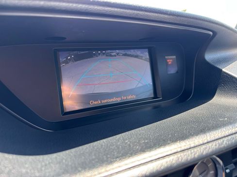 Used 2014 Lexus ES 350 w/ Premium Package FWD image 16