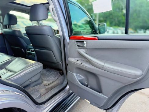 Used 2008 Lexus LX 570 4WD image 31
