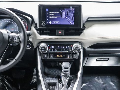 Certified 2025 Toyota RAV4 XLE w/ Convenience Package FWD image 16
