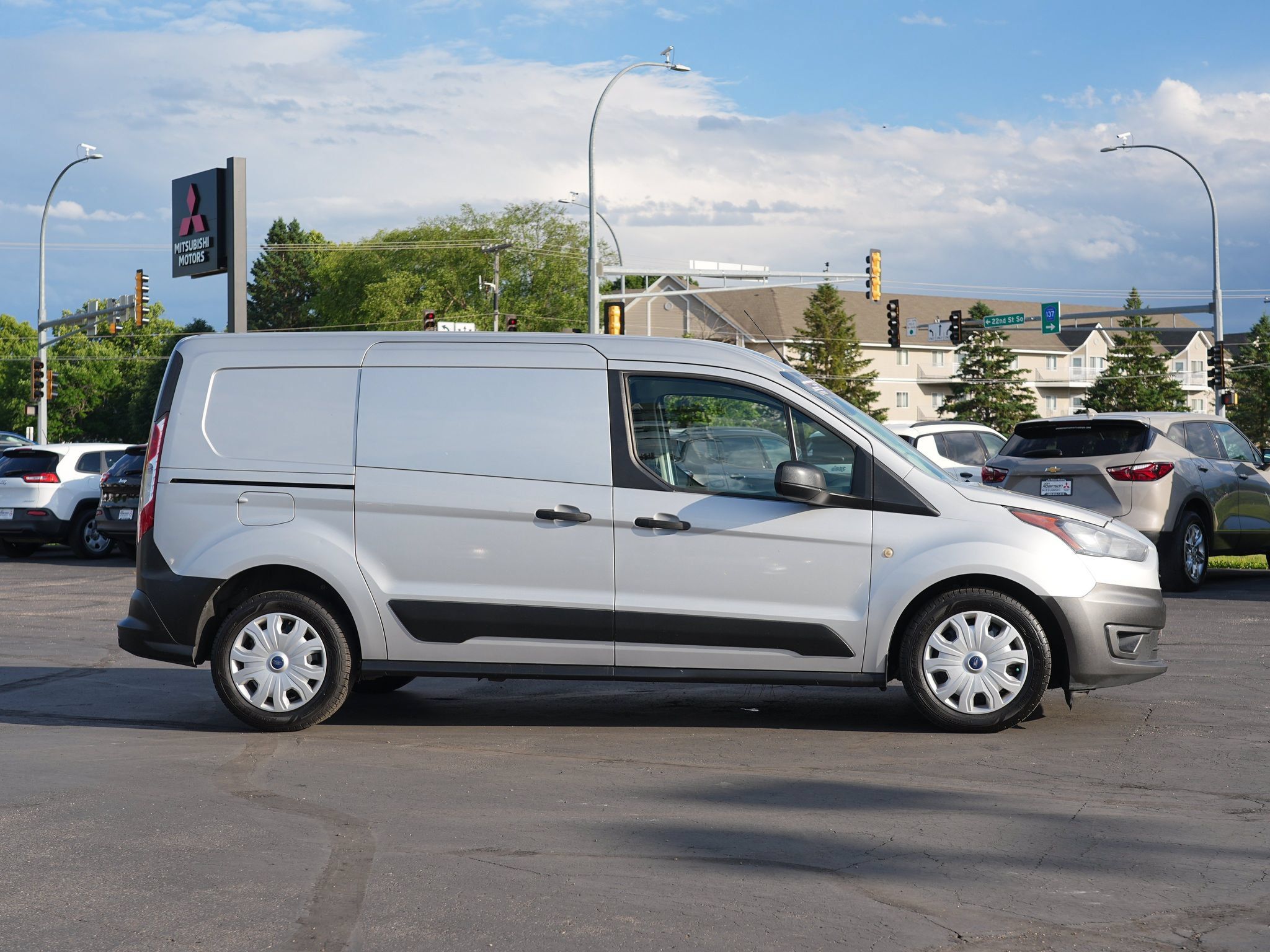 Used 2021 Ford Transit Connect XL FWD image 2