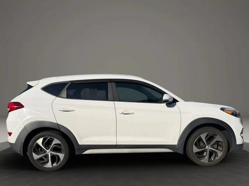 Used 2017 Hyundai Tucson Sport AWD/4WD image 4