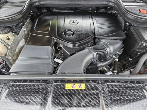 Used 2025 Mercedes-Benz GLE 350 4MATIC image 25