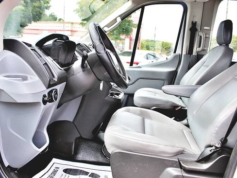 Used 2017 Ford Transit 350 XL RWD image 9