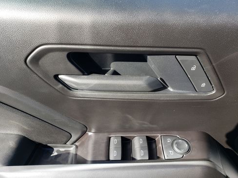 New 2026 Chevrolet Colorado W/T image 11