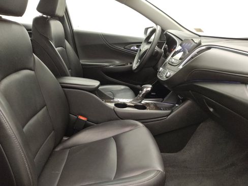 Used 2024 Chevrolet Malibu LT FWD image 21