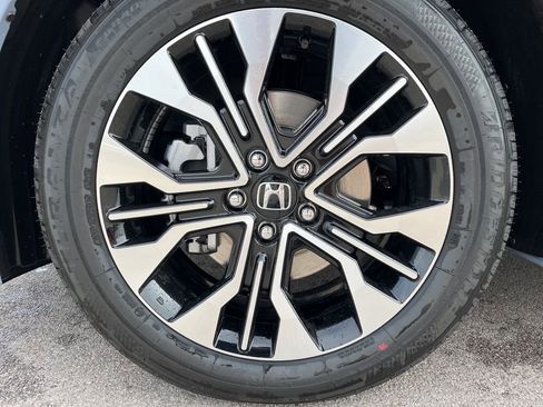 New 2026 Honda Odyssey Elite image 7