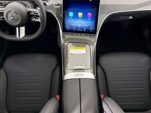New 2026 Mercedes-Benz C 300 4MATIC Sedan image 17