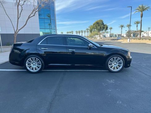 Used 2012 Chrysler 300 Limited image 4