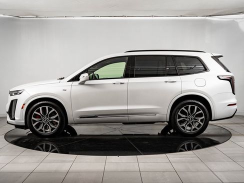 Used 2023 Cadillac XT6 Sport image 11