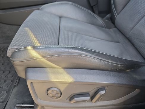 Used 2022 Audi SQ5 Premium image 29