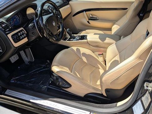 Used 2015 Maserati GranTurismo MC image 15