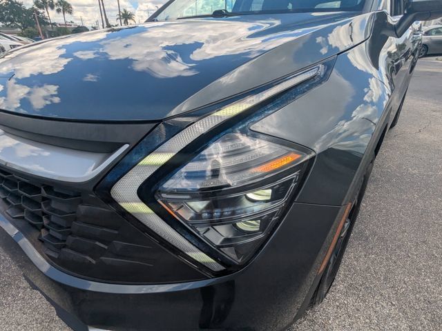 Certified 2024 Kia Sportage LX FWD image 10
