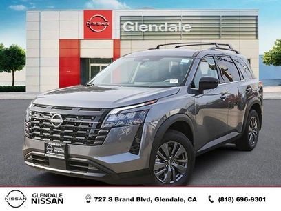 New 2026 Nissan Pathfinder SV