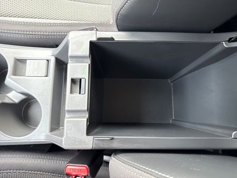 Used 2024 Subaru Crosstrek 2.0i Premium image 24