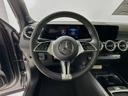 New 2026 Mercedes-Benz GLB 250 image 12