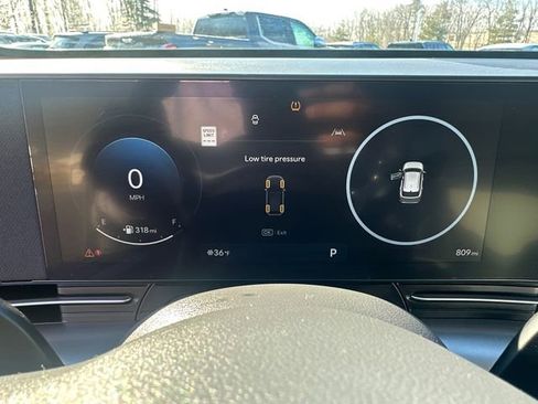Used 2025 Hyundai Kona SEL AWD/4WD image 30