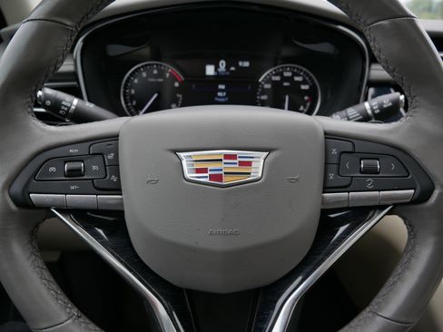 Used 2024 Cadillac XT6 Premium Luxury AWD/4WD image 26