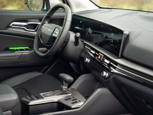 New 2026 Kia Sportage SX FWD image 8