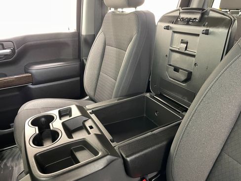 Certified 2020 GMC Sierra 1500 SLE w/ SLE Value Package image 33