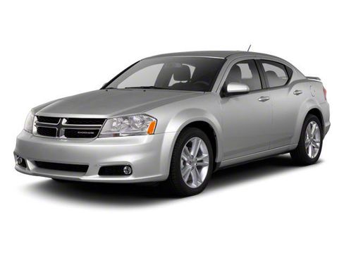 Used 2013 Dodge Avenger SXT w/ Blacktop Pkg FWD image 4
