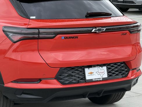 New 2026 Chevrolet Equinox EV RS image 6