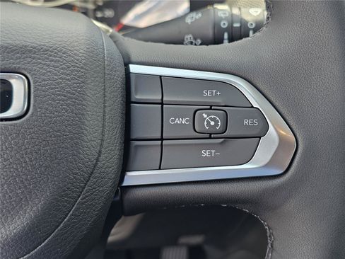 New 2026 Jeep Compass Latitude AWD/4WD image 21