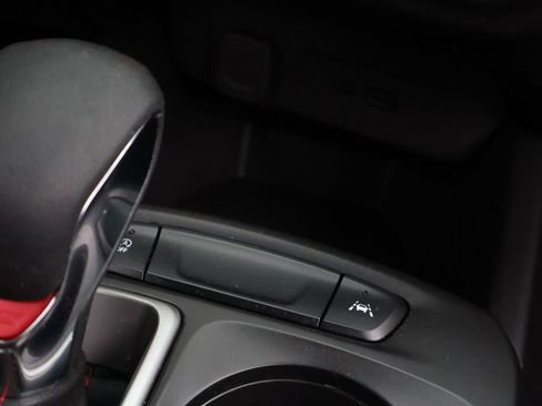 Used 2024 Chevrolet Trax RS image 23