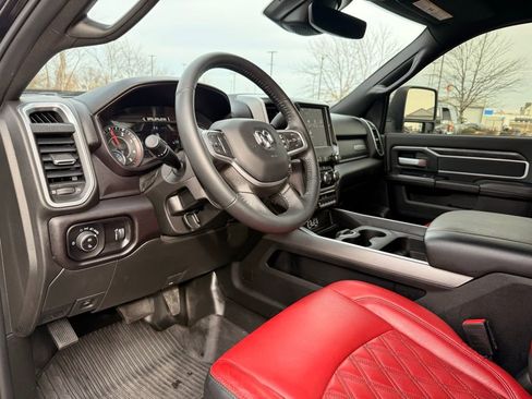 Used 2024 RAM 2500 Big Horn w/ Safety Group image 9