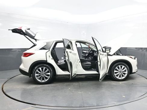 Used 2019 INFINITI QX50 Essential w/ Premium Heat Package image 46