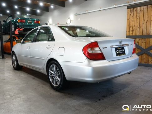 Used 2003 Toyota Camry LE FWD image 6