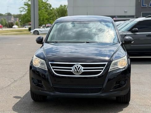 Used 2010 Volkswagen Tiguan SE AWD/4WD image 29