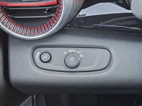 New 2026 Chevrolet Trax RS w/ Sunroof Package image 23