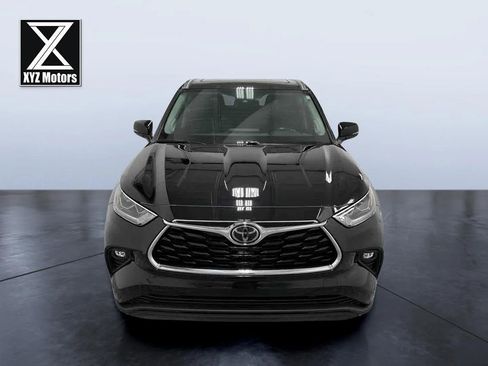 Used 2021 Toyota Highlander Limited image 8