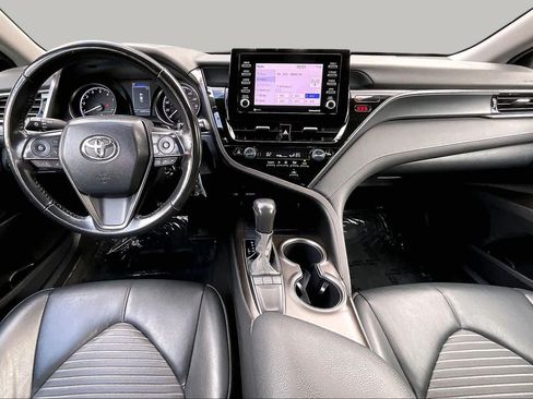 Used 2024 Toyota Camry SE FWD image 15