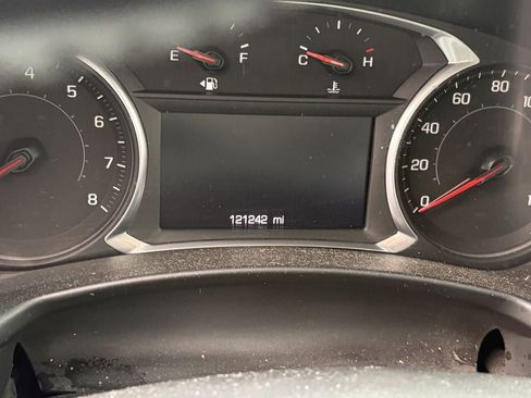 Used 2019 Chevrolet Equinox LT FWD image 11