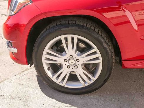 Used 2014 Mercedes-Benz GLK 350 4MATIC image 5