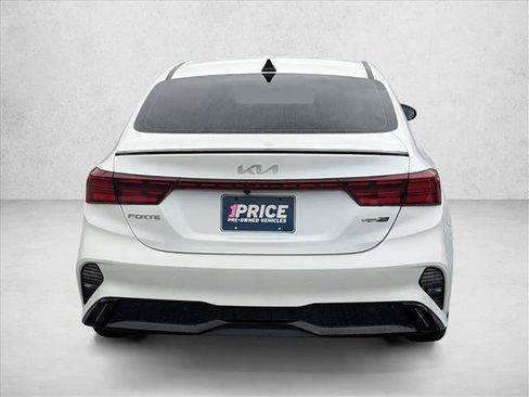 Used 2024 Kia Forte GT-Line w/ GT-Line Premium Package FWD image 6