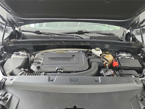 Used 2022 Buick Envision Essence w/ Safety Package FWD image 30