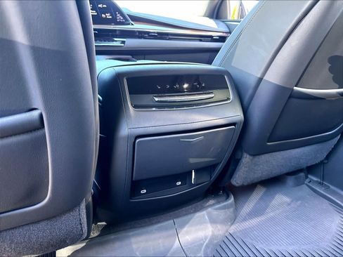 Used 2024 Cadillac Escalade Premium Luxury w/ LPO, Floor Liner Package AWD/4WD image 34