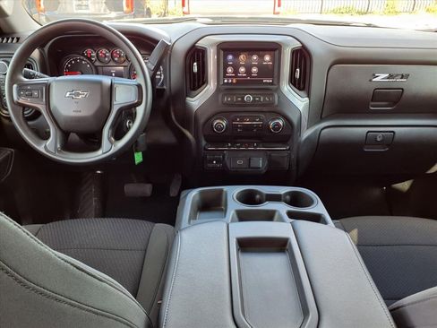 Used 2020 Chevrolet Silverado 1500 Custom Trail Boss image 18