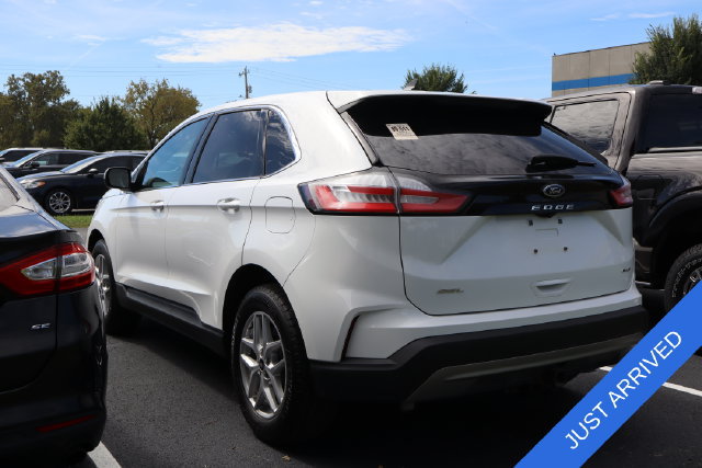 Used 2024 Ford Edge SEL w/ Convenience Package AWD/4WD image 6