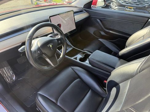 Used 2018 Tesla Model 3 Long Range RWD image 5