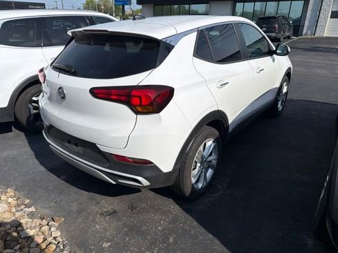 Used 2020 Buick Encore GX Preferred w/ Cold Weather Comfort Package FWD image 4