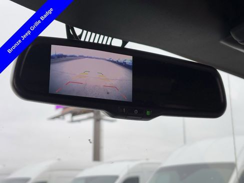 Used 2018 Jeep Wrangler Unlimited Sport image 25