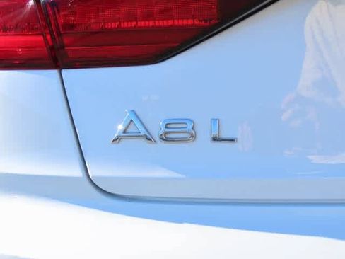 Used 2020 Audi A8 L 3.0T w/ Executive Package image 7