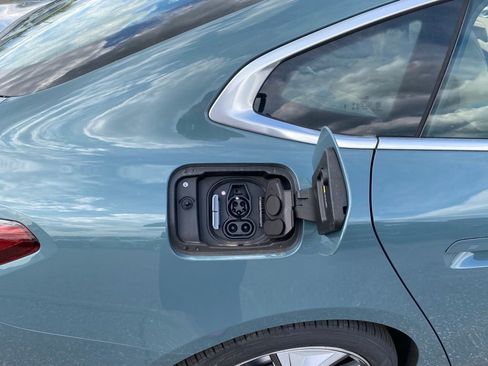 New 2026 BMW i4 xDrive40i AWD/4WD image 14
