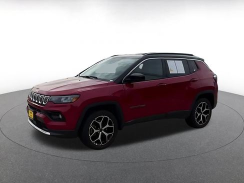 Used 2025 Jeep Compass Limited AWD/4WD image 7