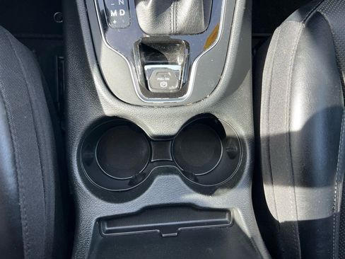 Used 2022 Jeep Cherokee Limited image 32