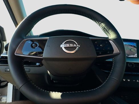 Used 2025 Nissan Murano SL image 10